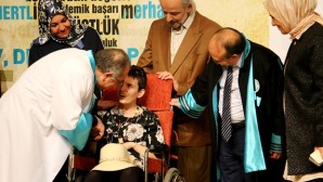 Yüksek İnsani Değerler Ödülleri sahiplerini buldu