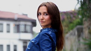 PAKİSTAN SİNEMASINDA BİR TÜRK KIZI