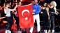SERHAT TÜRK BAYRAĞINI EUROVİSİON SAHNESİNE TAŞIDI