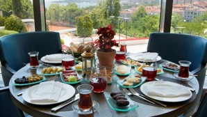 Conrad İstanbul Bosphorus Boğaza Karşı Ramazan Yemekleri